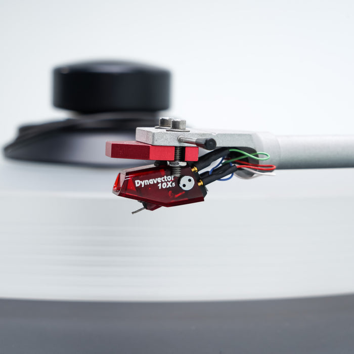 VPI Aries Scout Belt Drive Turntable; w/ Dynavector DV-10X5 MC
