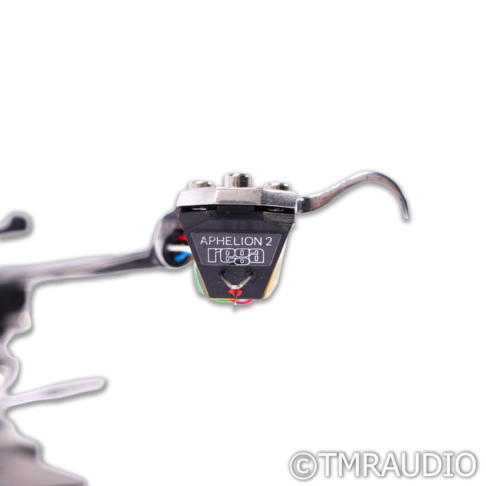 Rega Planar 10 Belt-Drive Turntable; Polaris Grey w/ Aphelion 2 MC Cartridge