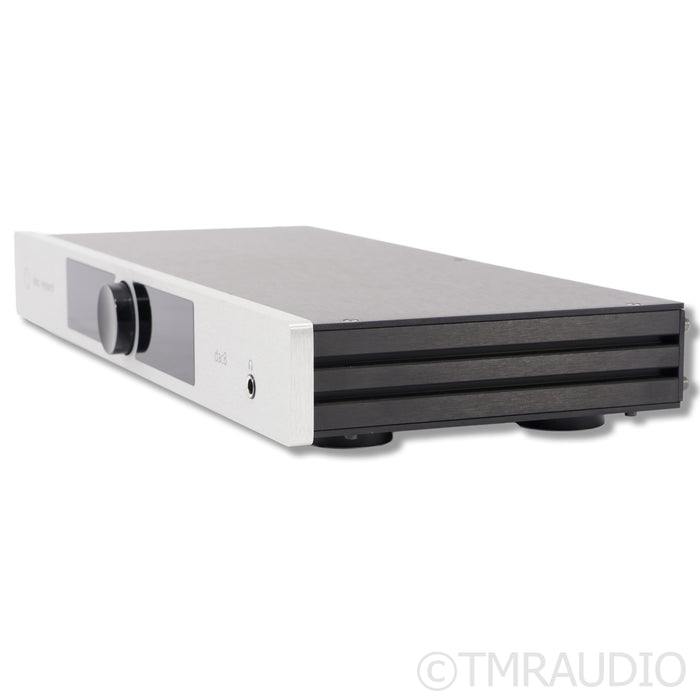 Okto Research DAC8; D/A Converter