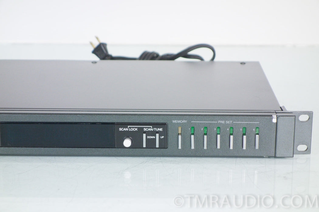 Crown FM Two Stereo Tuner