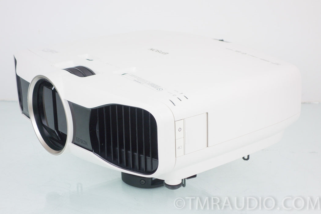 Epson 5020UB 3D HD Home Theater Projector