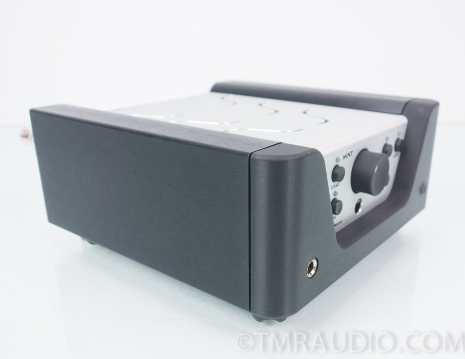 Wyred 4 Sound mINT amplifier / DAC / Headphone amp in Factory Box