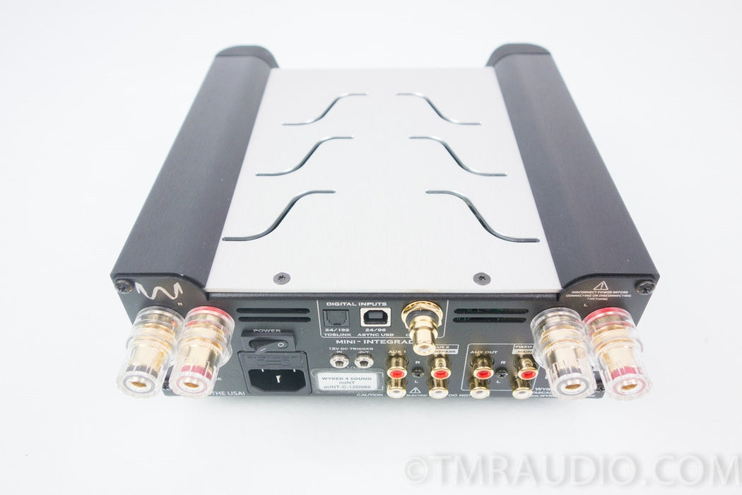 Wyred 4 Sound mINT amplifier / DAC / Headphone amp in Factory Box