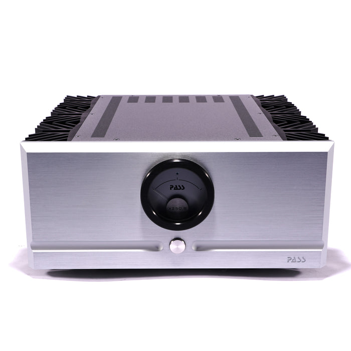 Pass Labs X250.8 Stereo Power Amplifier