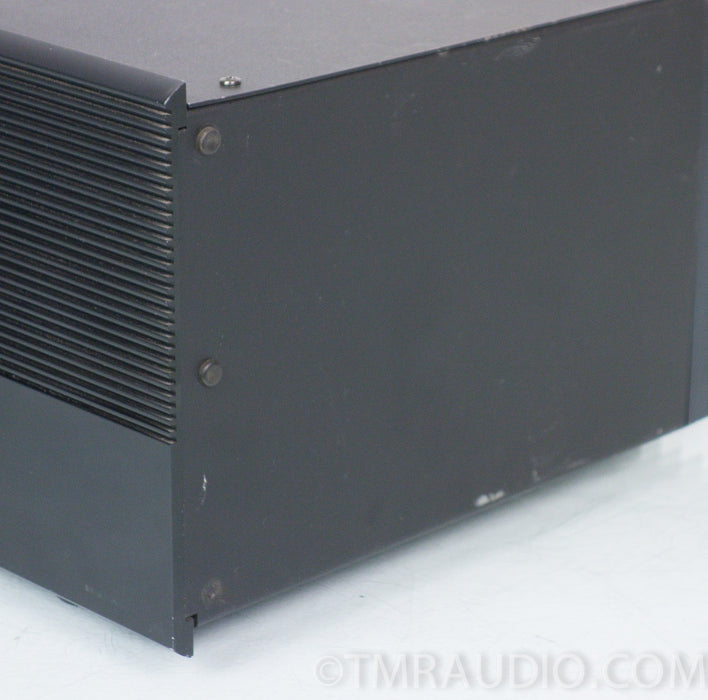 Adcom GFA-555 Stereo / Mono Power Amplifier
