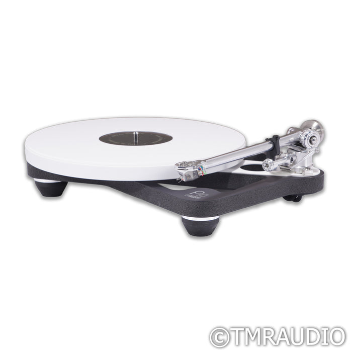 Rega Planar 10 Belt-Drive Turntable; Apheta 3 MC Cartridge