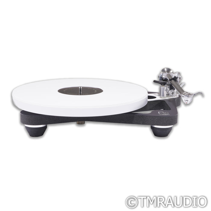 Rega Planar 10 Belt-Drive Turntable; Apheta 3 MC Cartridge