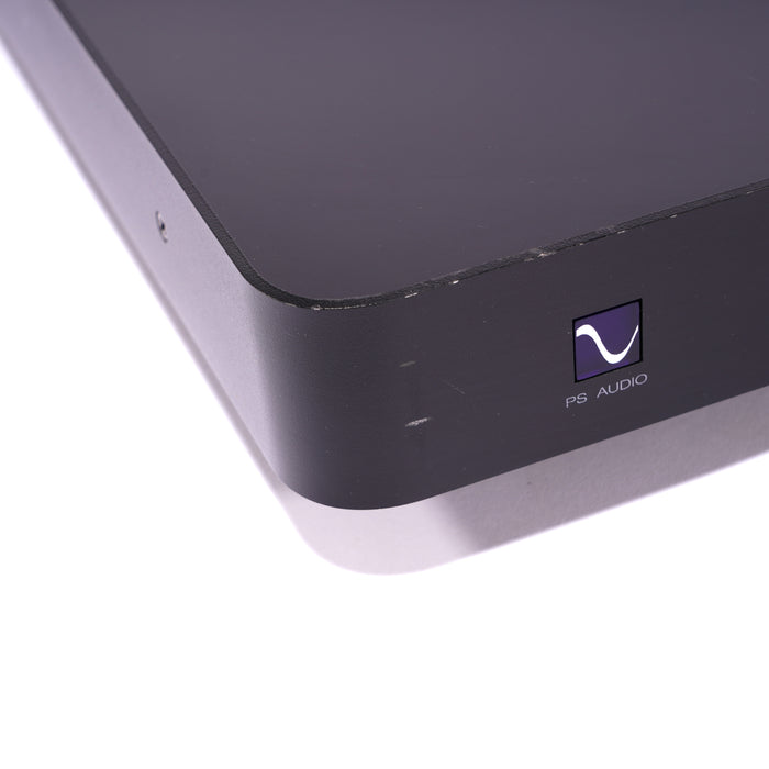 PS Audio PerfectWave PowerBase Power Conditioner / Isolation Platform