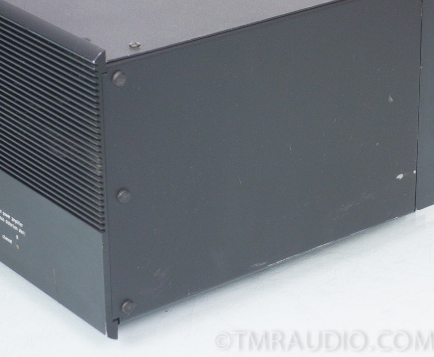 Adcom GFA-555 Stereo / Mono Power Amplifier