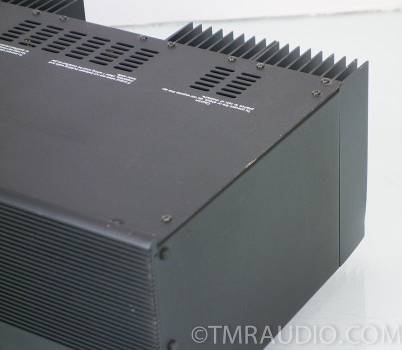 Adcom GFA-555 Stereo / Mono Power Amplifier 1
