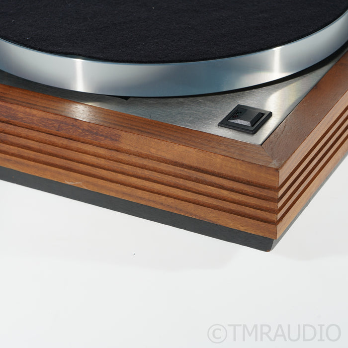 Linn Akurate LP12 Turntable; Ekos 9"; Lingo 4 Upgrade (No Cartridge)