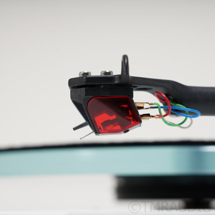Rega Planar 3 Belt Drive Turntable; White w/ Ania Pro MC Cartridge