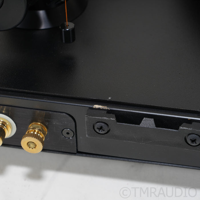MoFi Electronics Ultradeck+ Belt Drive Turntable; MasterTracker MM Cartridge