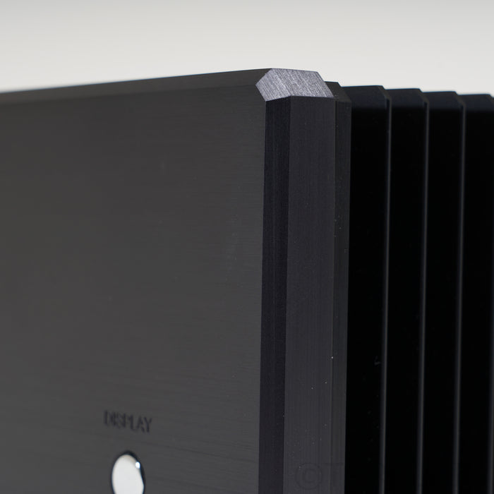 AVM Ovation SA 6.2 Stereo Power Amplifier