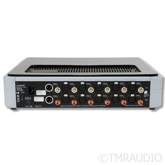 PS Audio BHK Signature Stereo Hybird Preamplifier