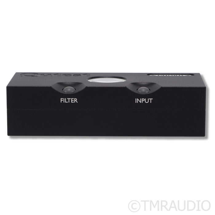 Chord Electronics Qutest DAC; D/A Converter with sBooster BOTW Linear Power Supply