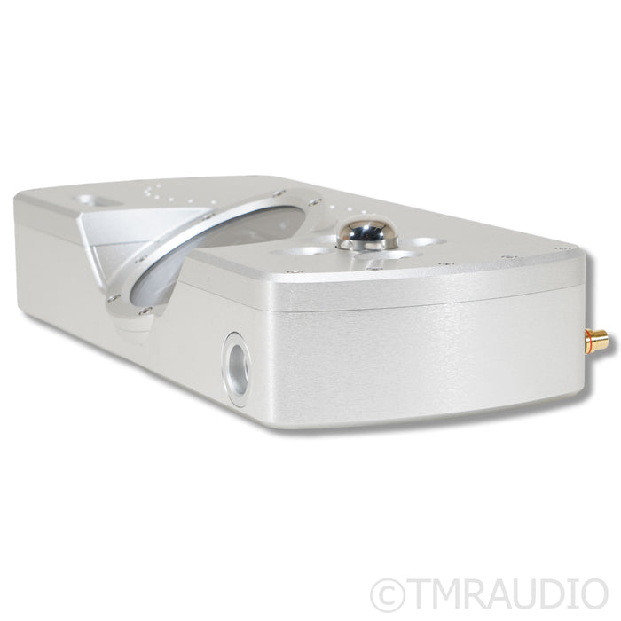 Chord Electronics DAVE DAC / Headphone Amplifier; D/A Converter