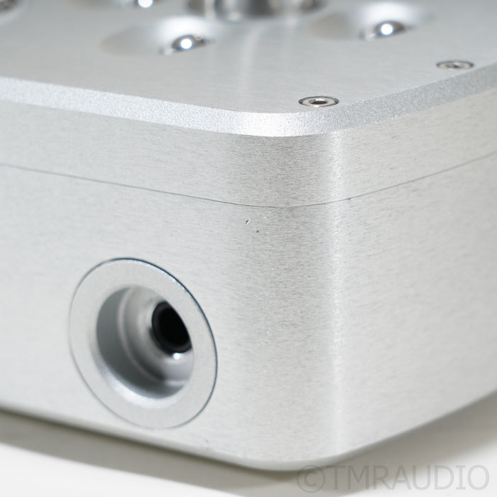 Chord Electronics DAVE Headphone Amplifier / DAC; D/A Converter