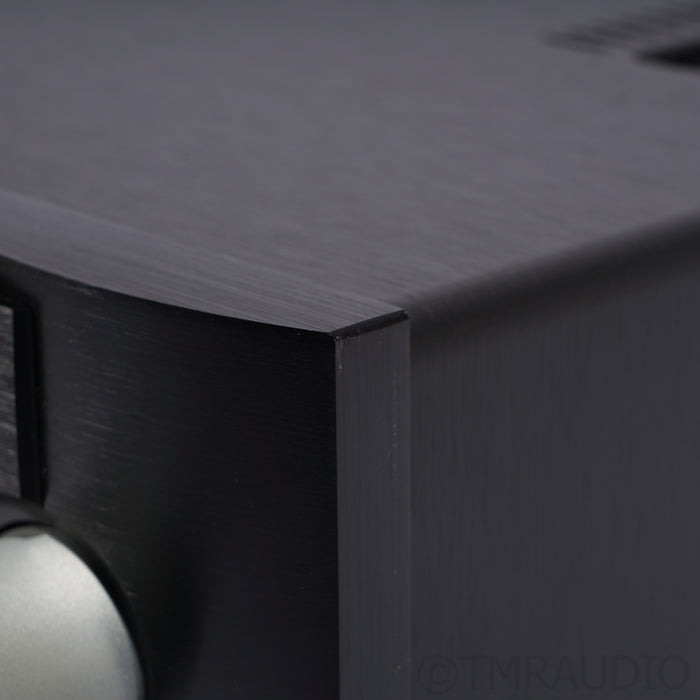Mark Levinson No. 585 Stereo Integrated Amplifier