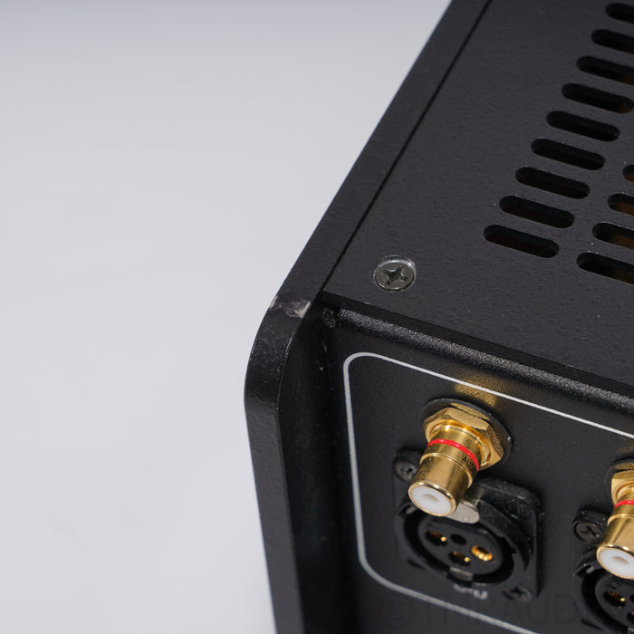 Audio Research Reference 3 Tube Stereo Preamplifier