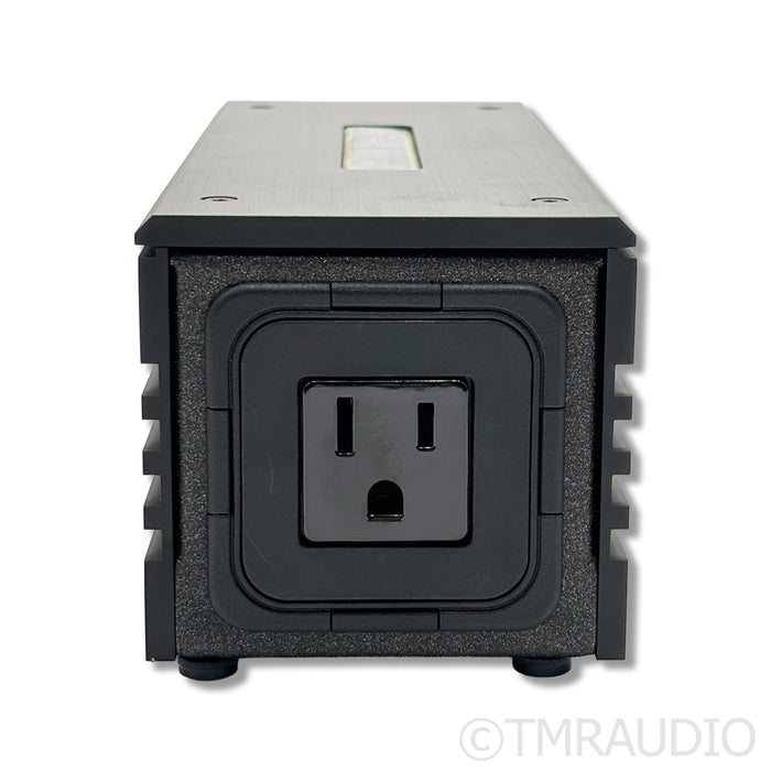 IsoTek EVO3 Syncro Uni DC Blocker Power Conditioner
