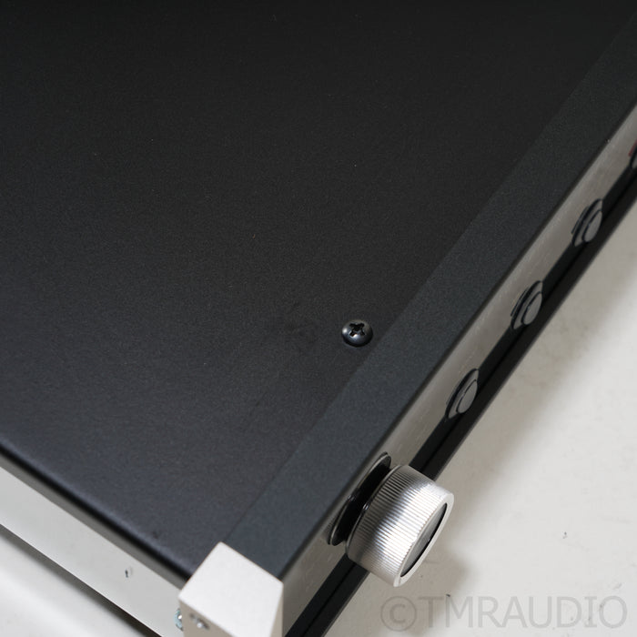 McIntosh MP100 MM / MC Phono Preamplifier