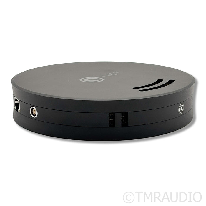 Nordost QNET Network / Ethernet Switch; w/ QNET Stand