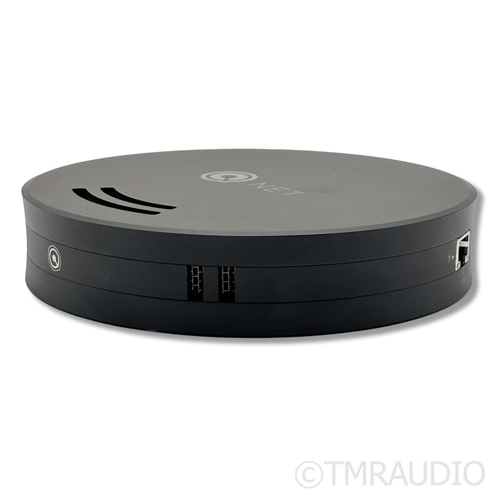 Nordost QNET Network / Ethernet Switch; w/ QNET Stand
