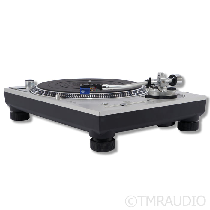Technics SL-1200GR Direct Drive Turntable with Ortofon Quintet Blue MC Cartridge
