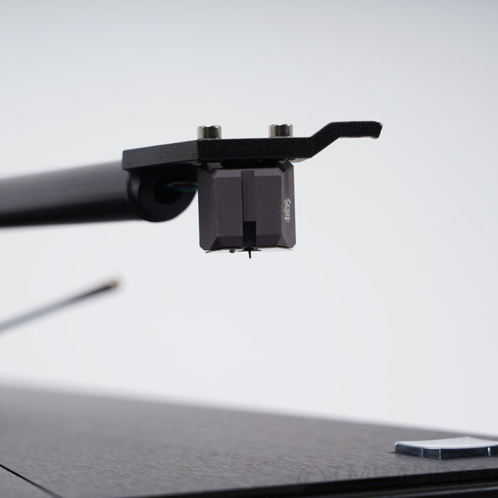 MoFi UltraDeck Belt-drive Turntable w/ Mofi Master Tracker MM Cartridge