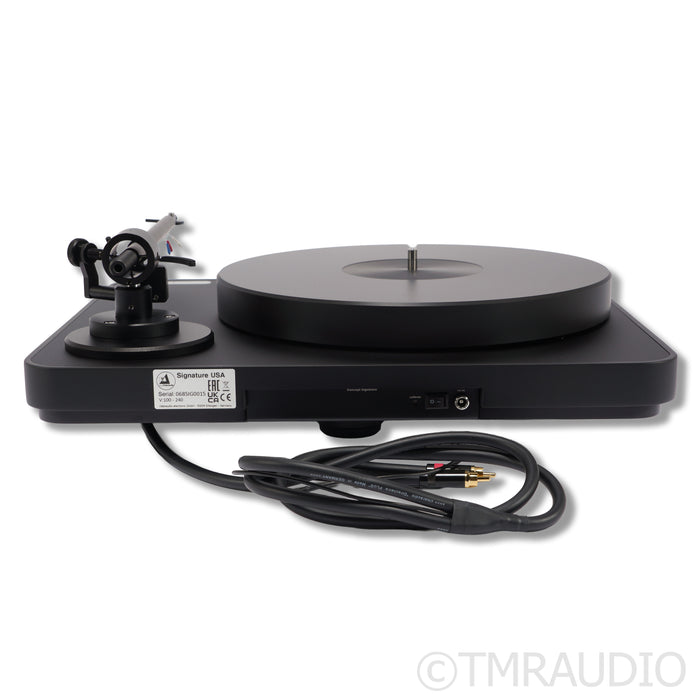 Clearaudio Signature Turntable; Satisfy 9" Tonearm; No Cartridge (Open Box)