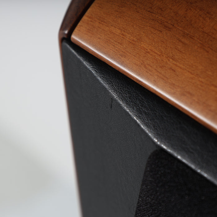 Sonus Faber Maxima Amator Floorstanding Speakers; Walnut Pair