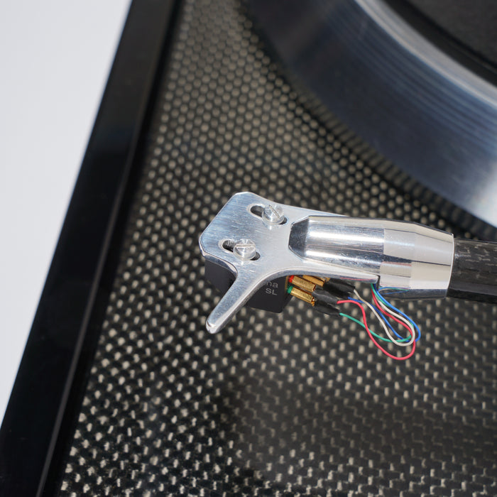 E.A.T. C Sharp Belt-Drive Turntable with Hana SL MC Cartridge