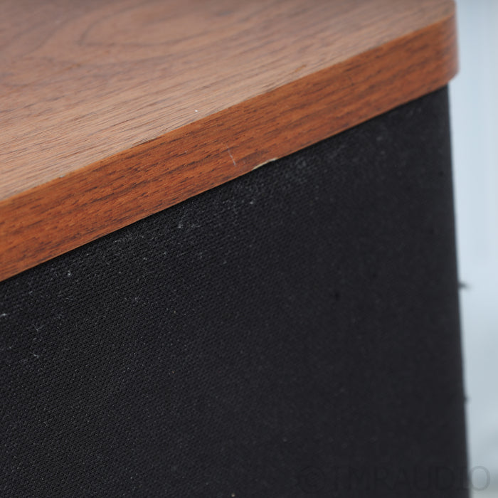 Vandersteen V2W Triple 8" Powered Subwoofer; Cherry