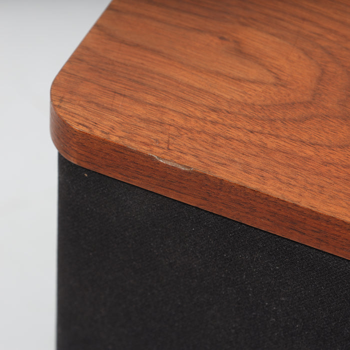 Vandersteen V2W Triple 8" Powered Subwoofer; Cherry