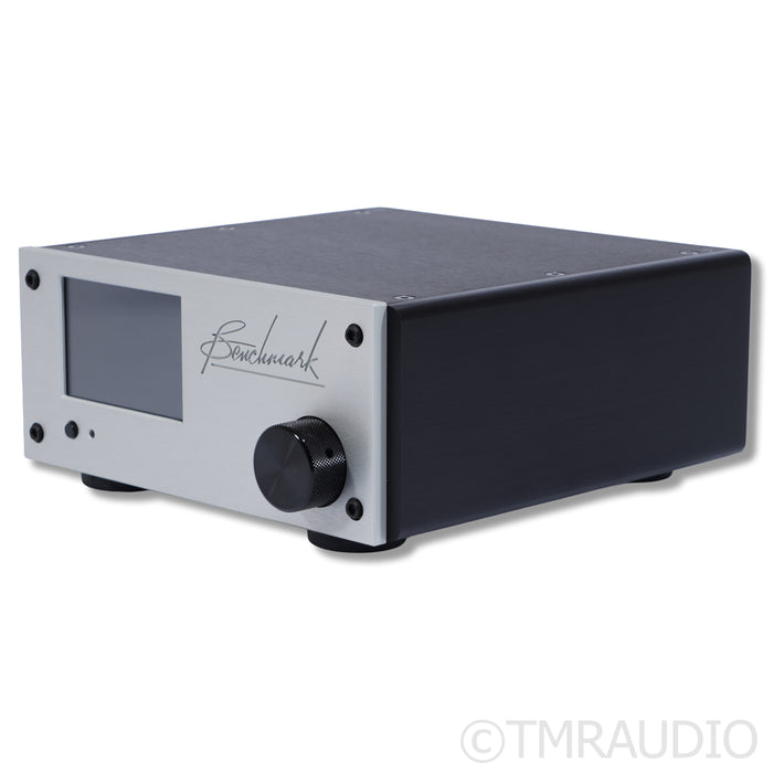 Benchmark Media LA-4 Stereo Preamplifier; Silver
