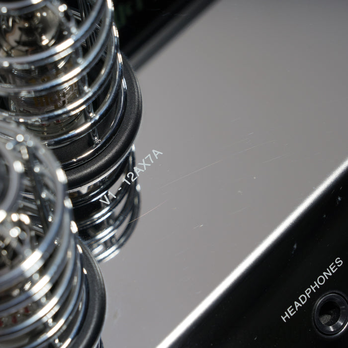 McIntosh MA252 Stereo Hybrid Integrated Amplifier; MM Phono (1/1)