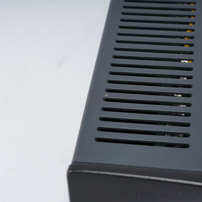 Hegel H390 Stereo Integrated Amplifier