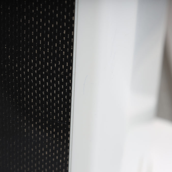 Kroma Atelier Elektra Floorstanding Speakers; White w/ Carbon Fiber