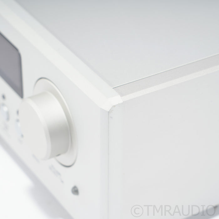T+A DAC 200 DAC / Preamplifier; D/A Converter