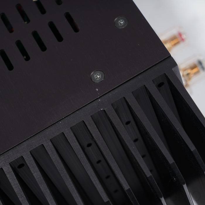 Bryston 3B Cubed Power Amplifier; Black 17"