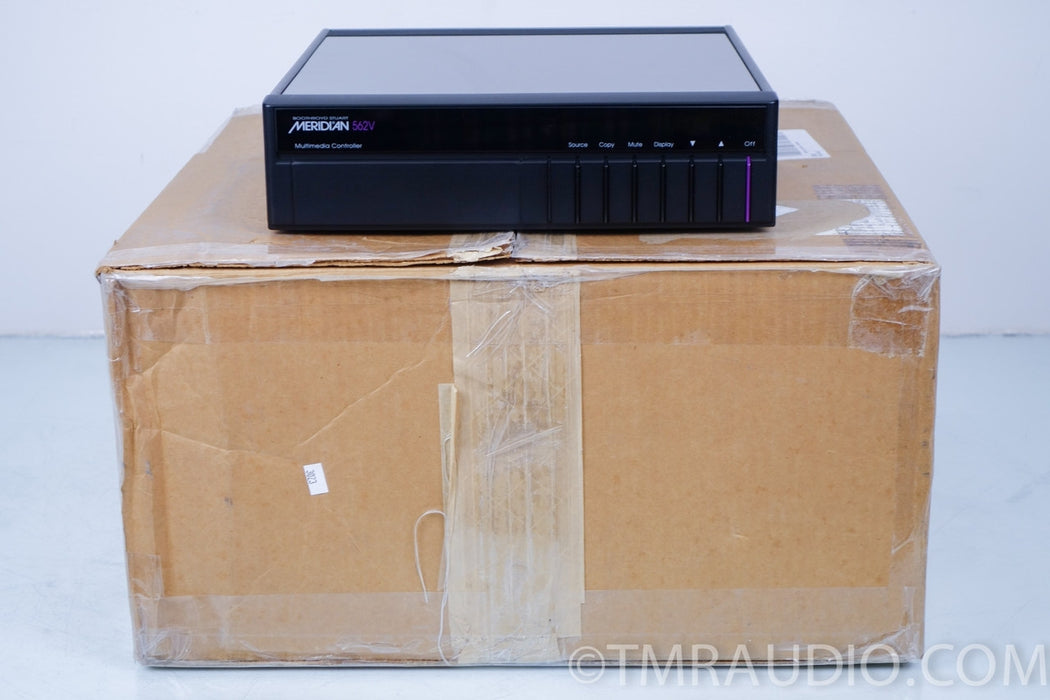Meridian 562V Multimedia Controller / Preamplifier / Processor in Factory Box