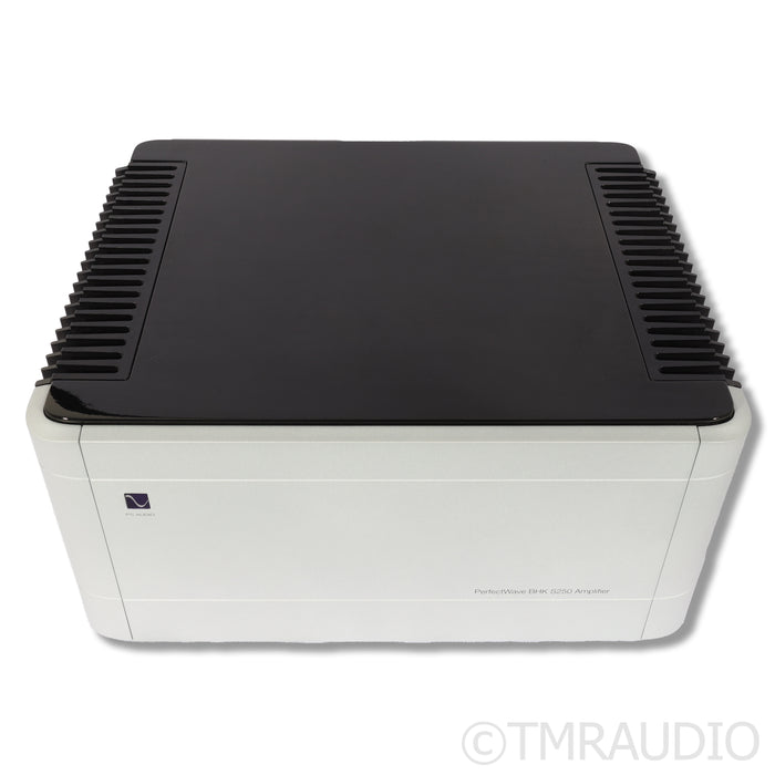 PS Audio BHK Signature 250 Stereo Hybrid Power Amplifier; Silver