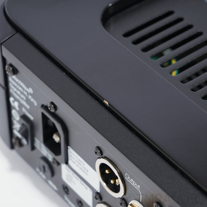 PS Audio BHK Signature Stereo Tube Hybrid Preamplifier
