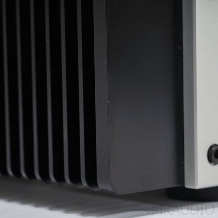 Benchmark Media AHB2 Power Amplifier