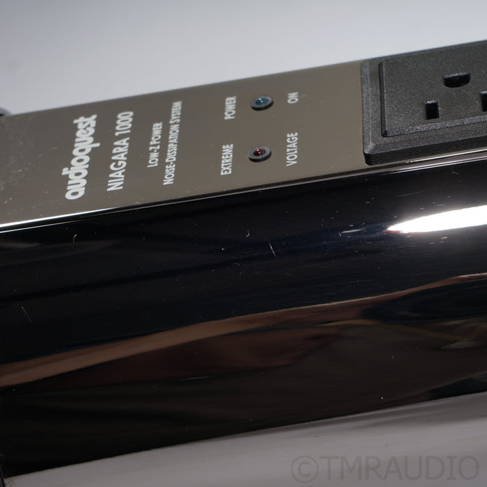 AudioQuest Niagara 1000 AC Power Conditioner