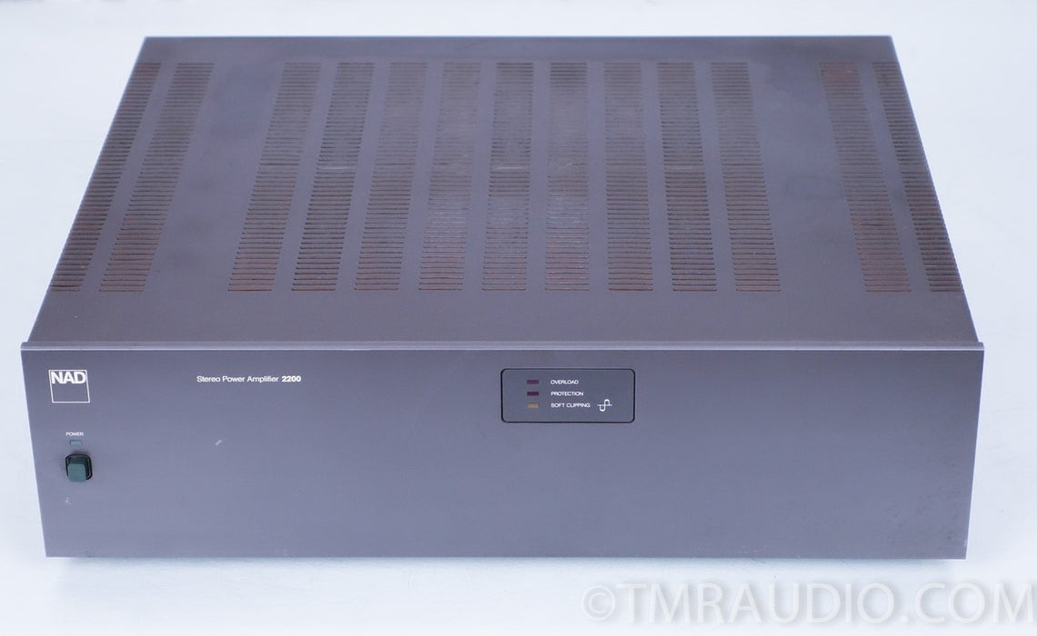 NAD 2200 Stereo Power Amplifier