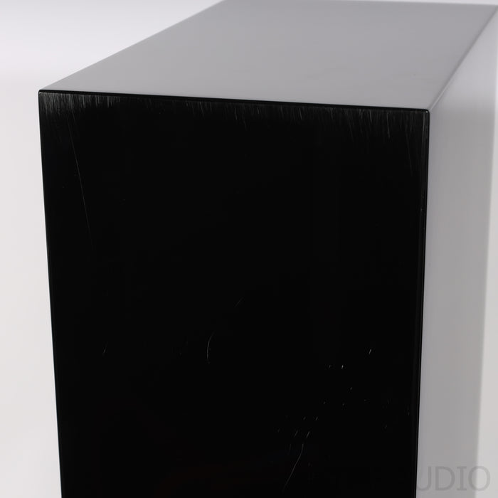 KEF R11 Meta Floorstanding Speakers