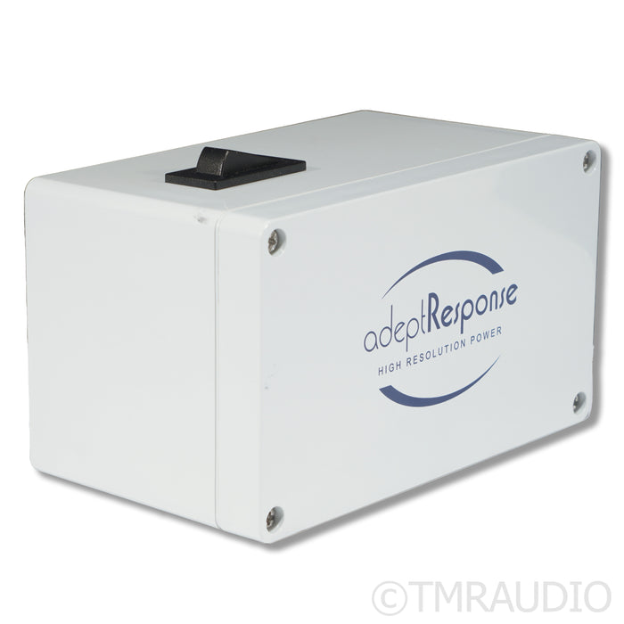 Audience Adept Response aR2p-T4 AC Power Line Conditioner (Open Box)