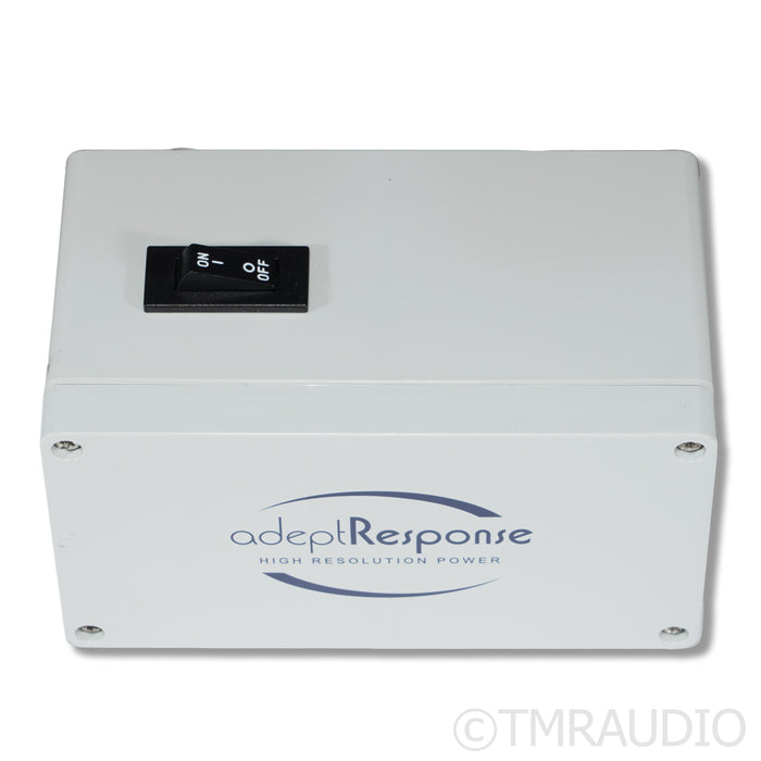 Audience Adept Response aR2p-T4 AC Power Line Conditioner (Open Box)